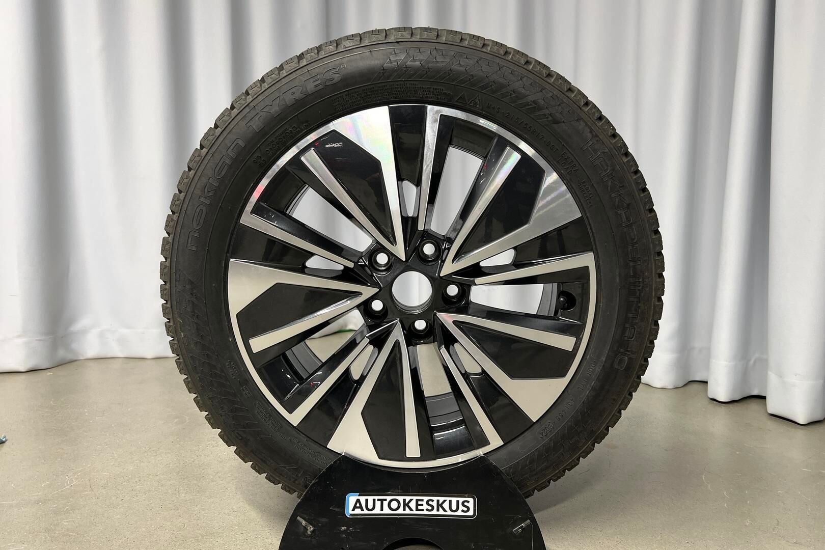Skoda Superb iso kuva 18