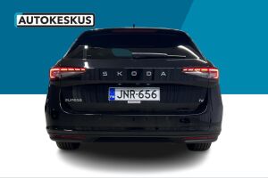 Skoda Superb esikatselu 5