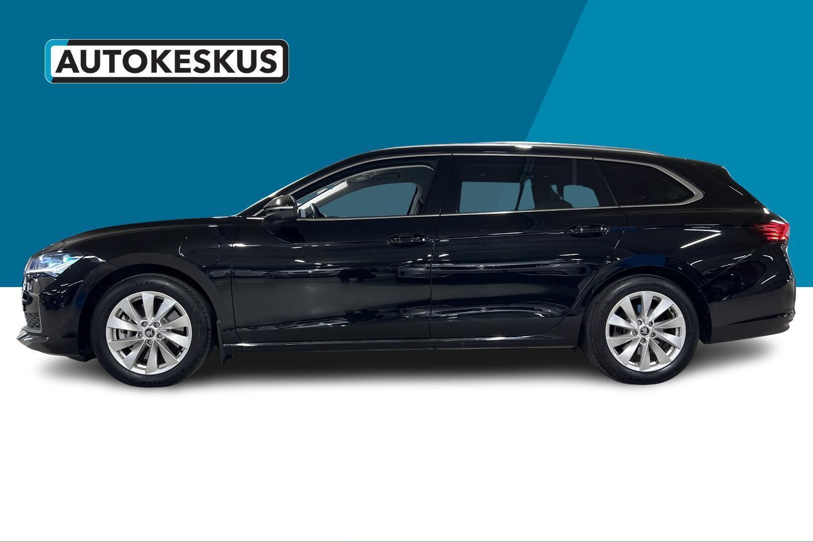 Skoda Superb iso kuva 7