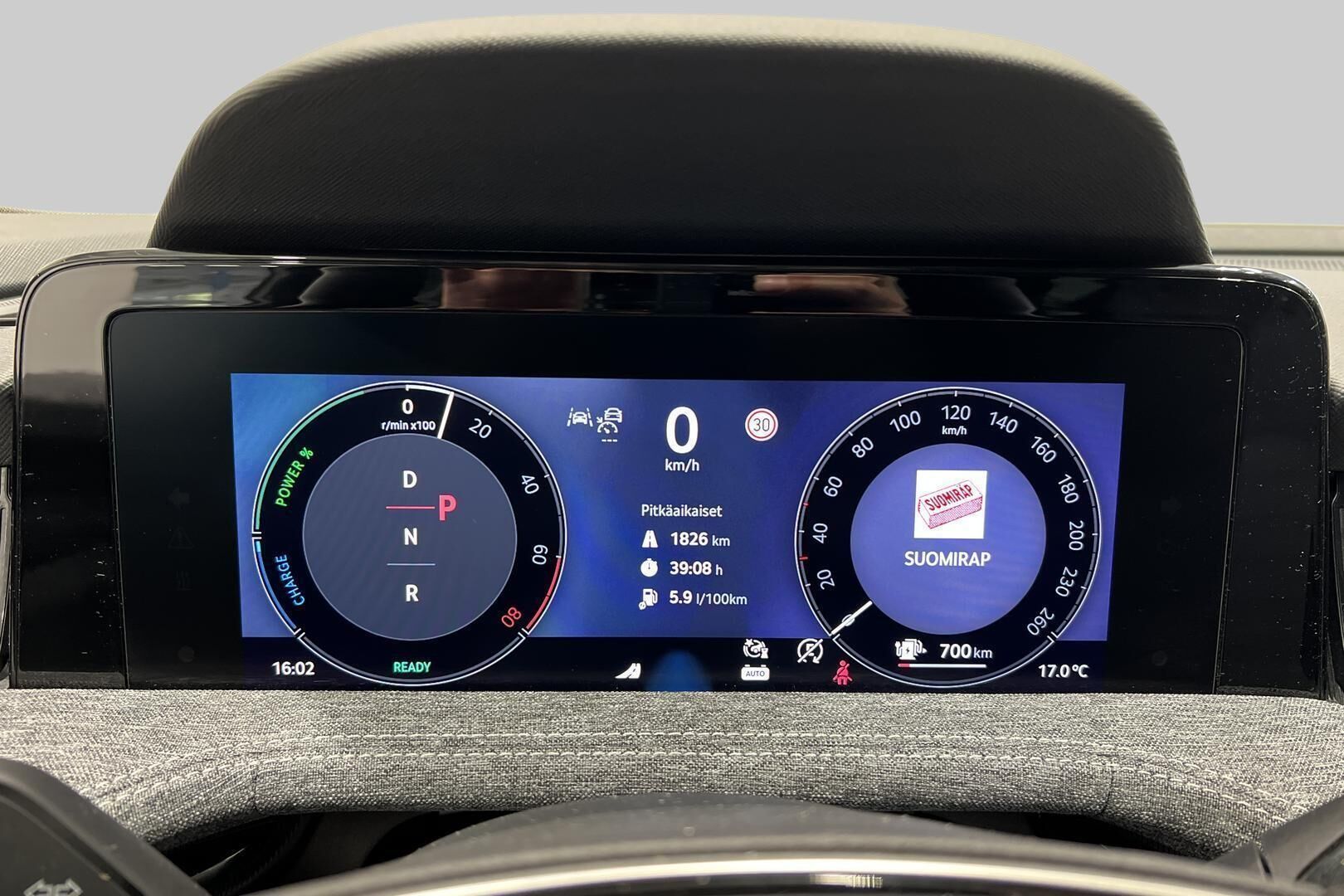 Skoda Superb iso kuva 20