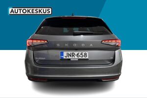 Skoda Superb esikatselu 5