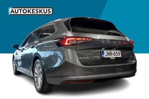 Skoda Superb esikatselu 4