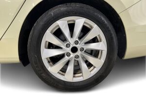 Skoda Superb esikatselu 12
