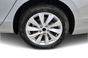 Skoda Superb esikatselu 23