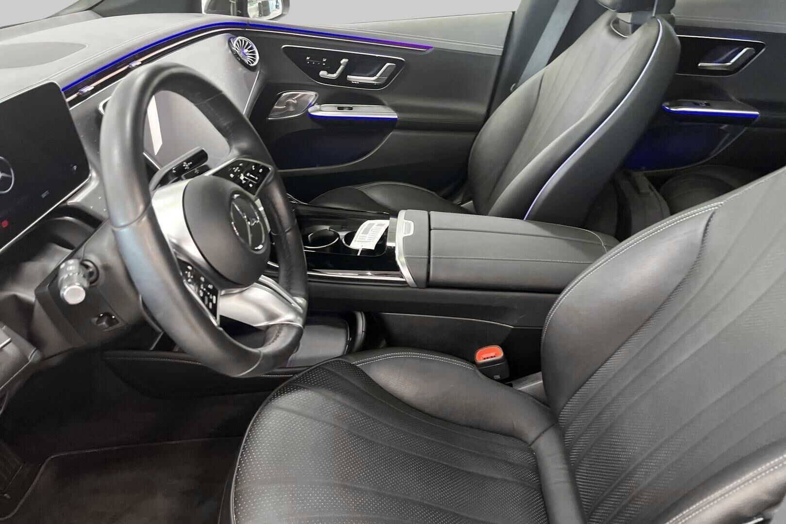 Mercedes-Benz EQE iso kuva 8