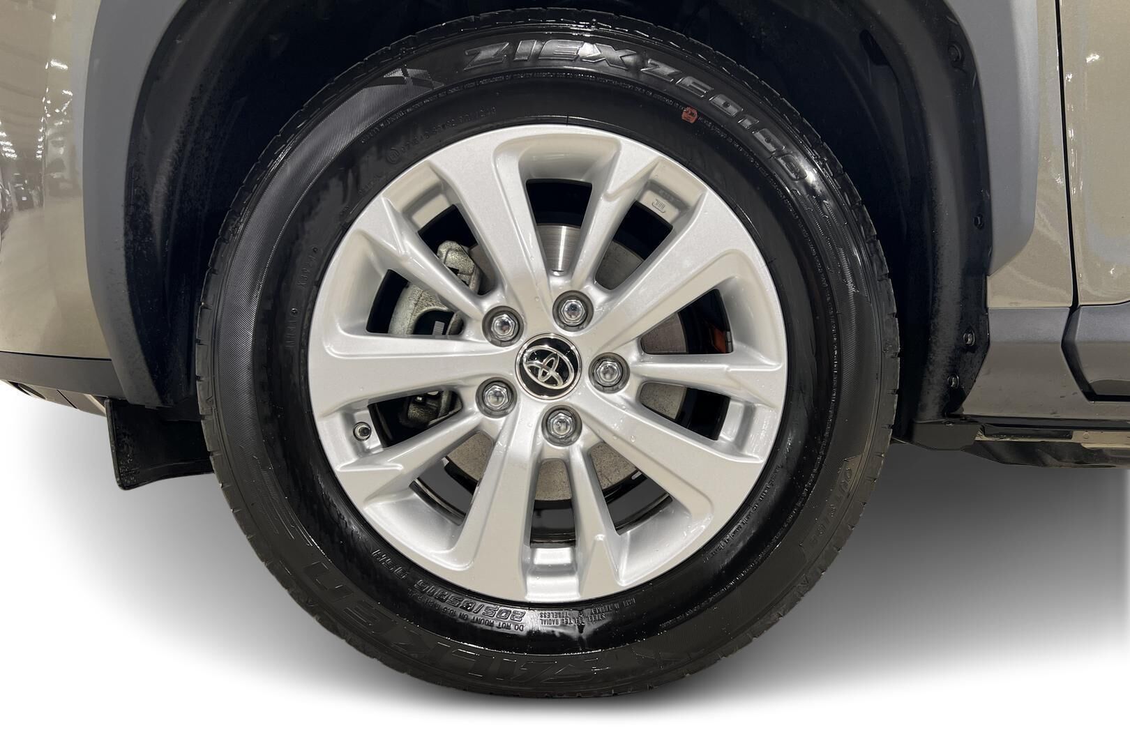 Toyota Yaris Cross iso kuva 12
