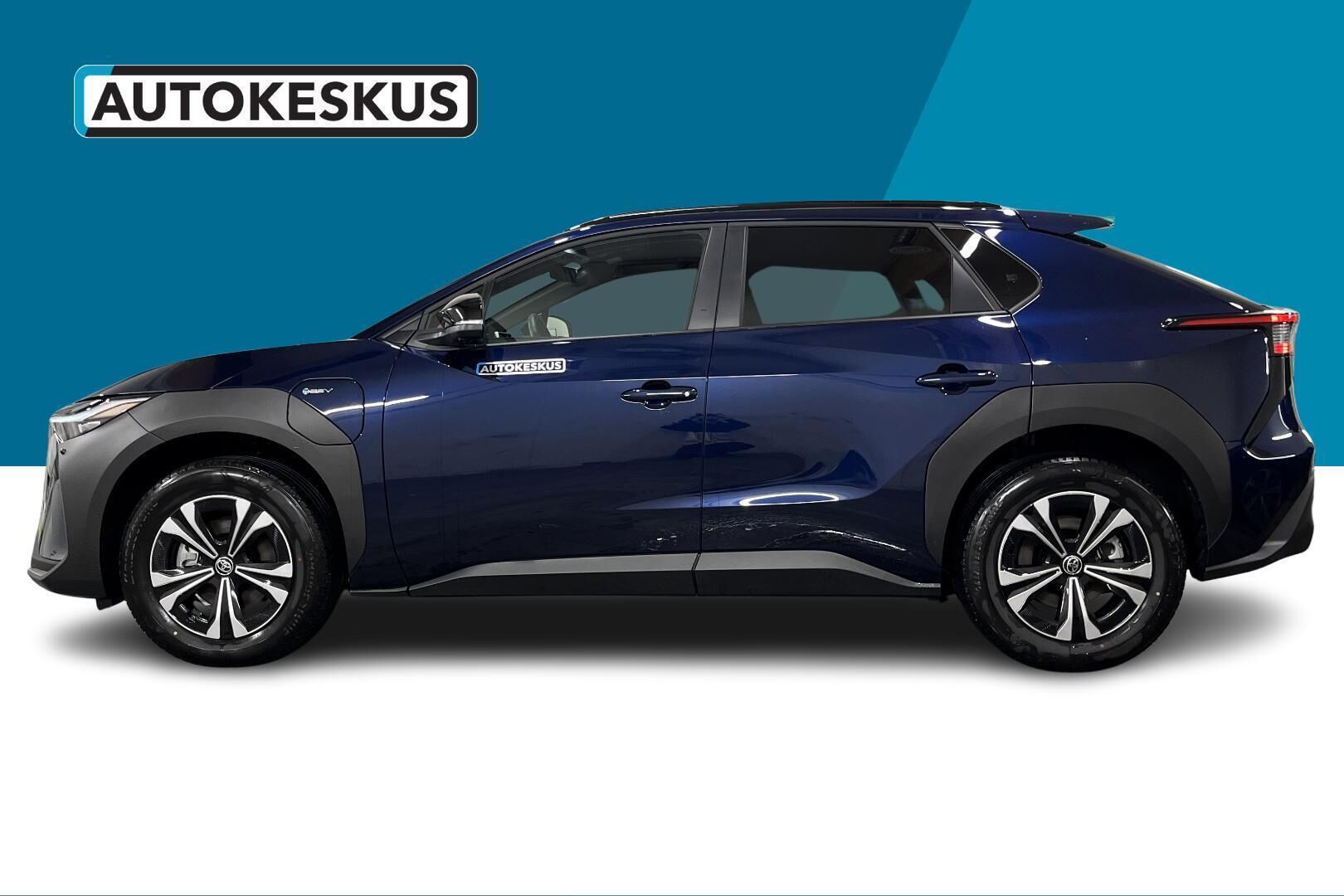 Toyota bZ4X iso kuva 7