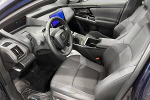 Toyota bZ4X esikatselu 8