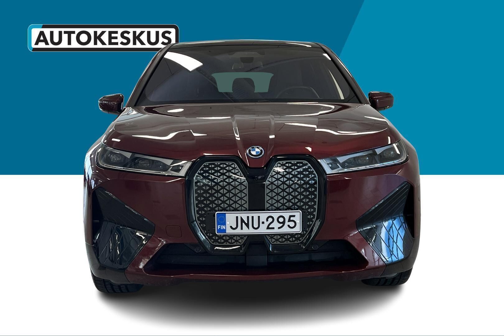 BMW iX iso kuva 1