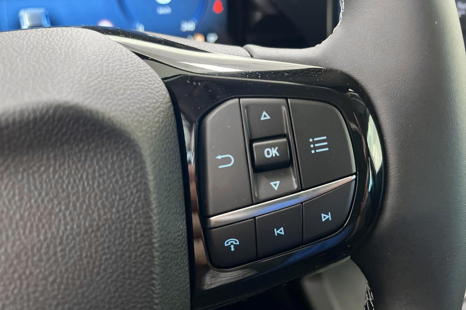 Ford Puma iso kuva 17