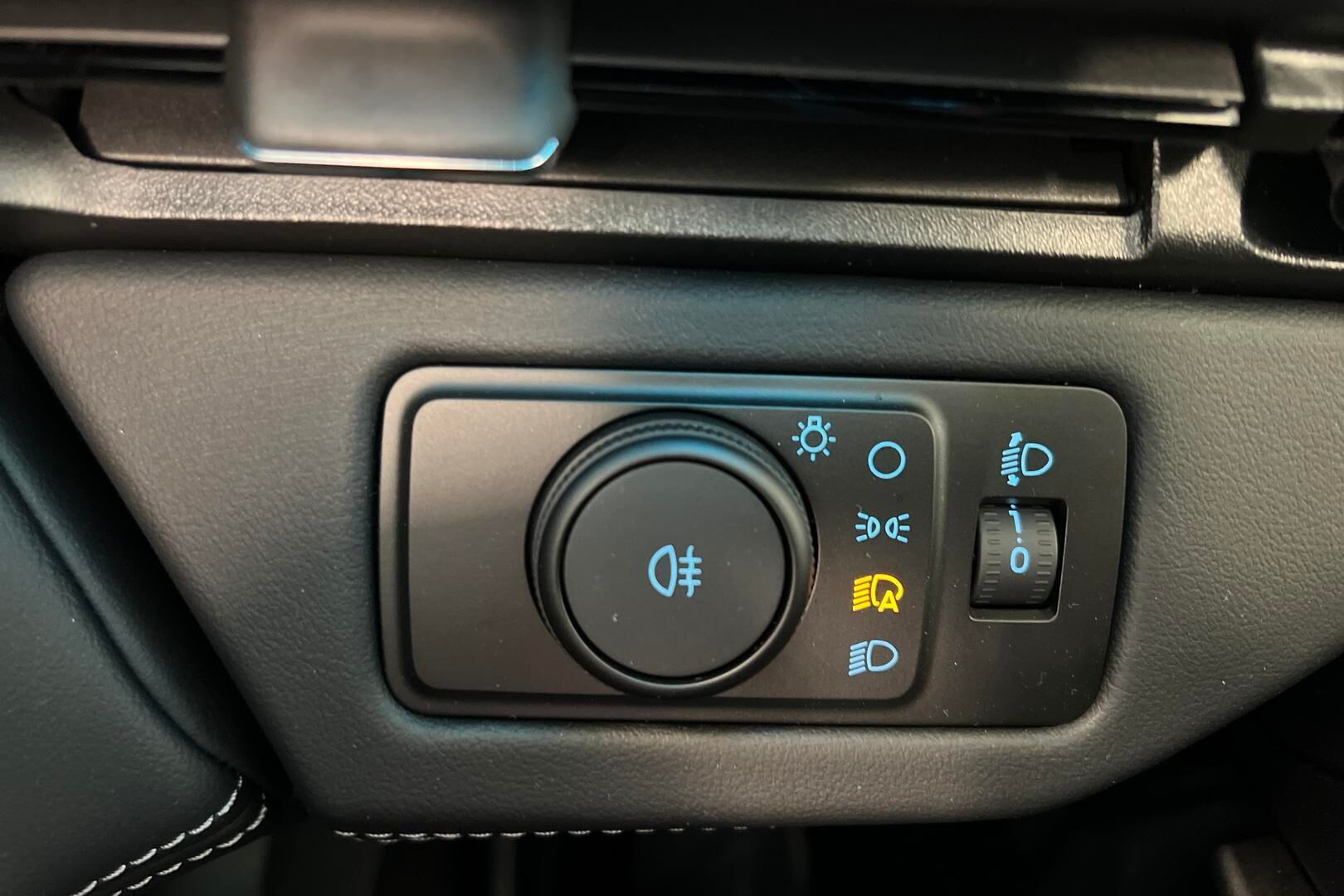 Ford Puma iso kuva 18