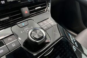 Toyota bZ4X esikatselu 16