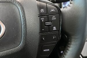 Toyota bZ4X esikatselu 17