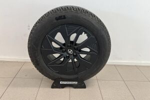 Toyota bZ4X esikatselu 24