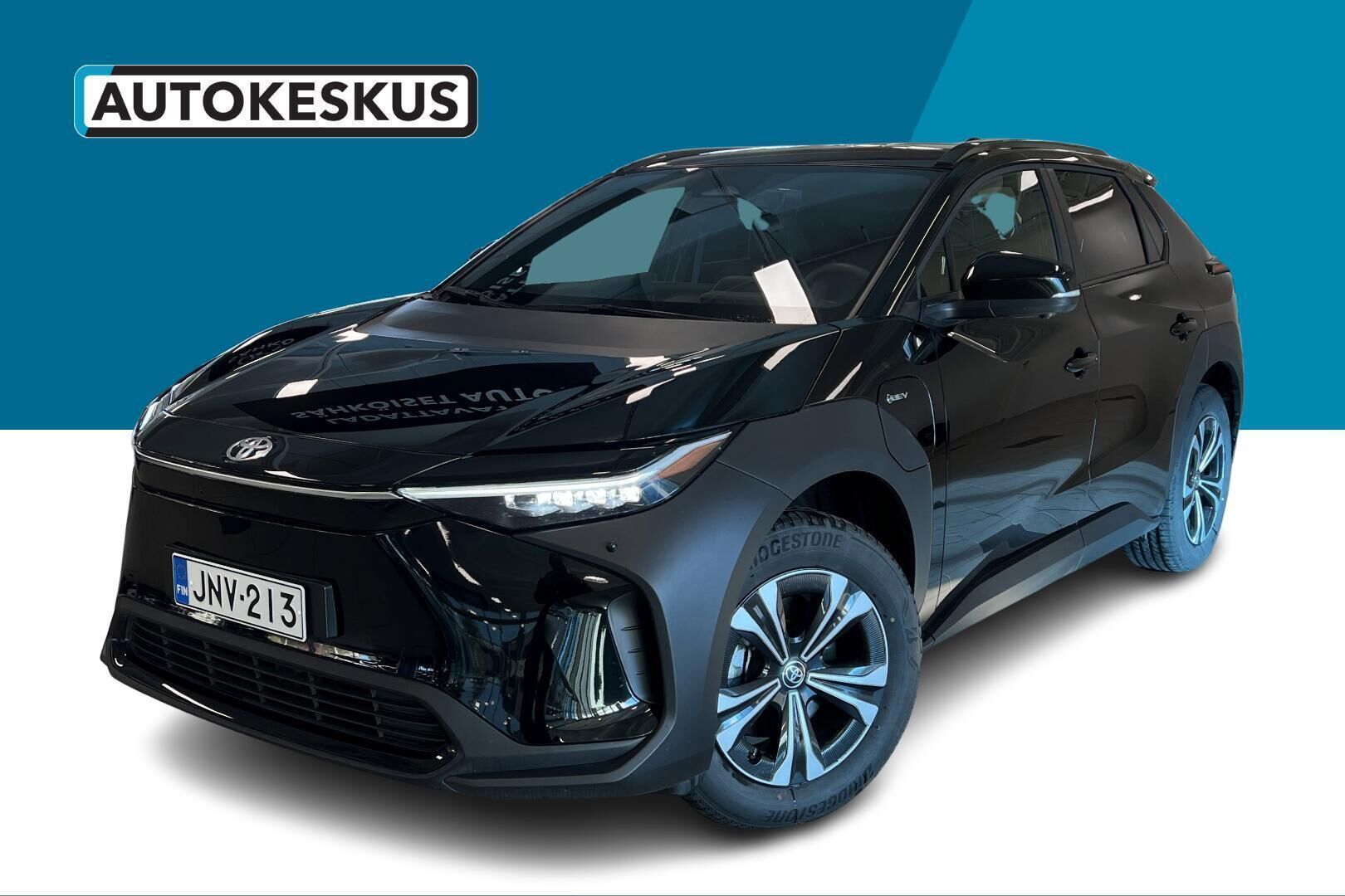 Toyota bZ4X iso kuva 0