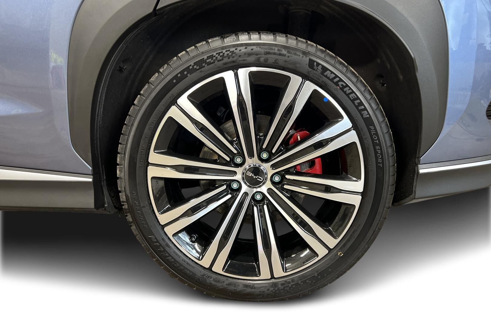 BYD Sealion 7 iso kuva 13