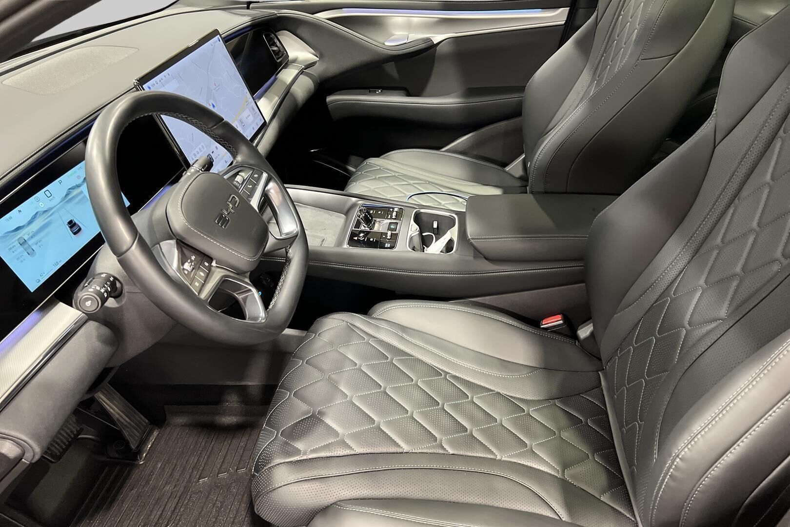 BYD Sealion 7 iso kuva 9