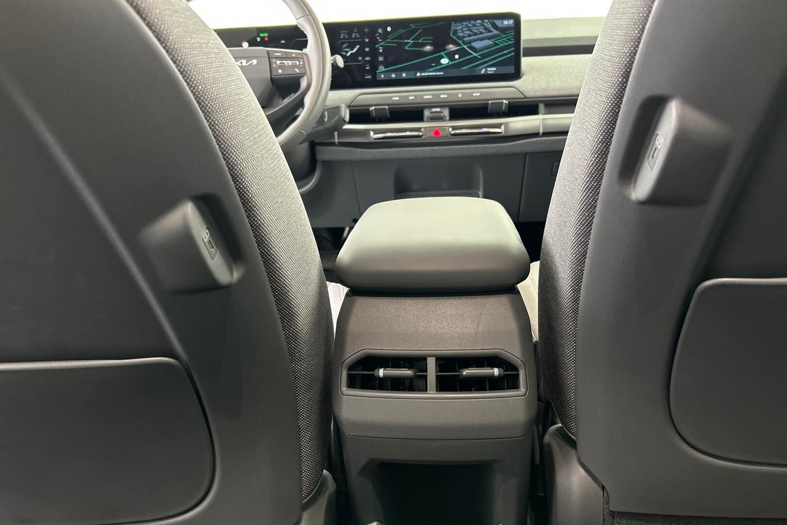 KIA EV3 iso kuva 16