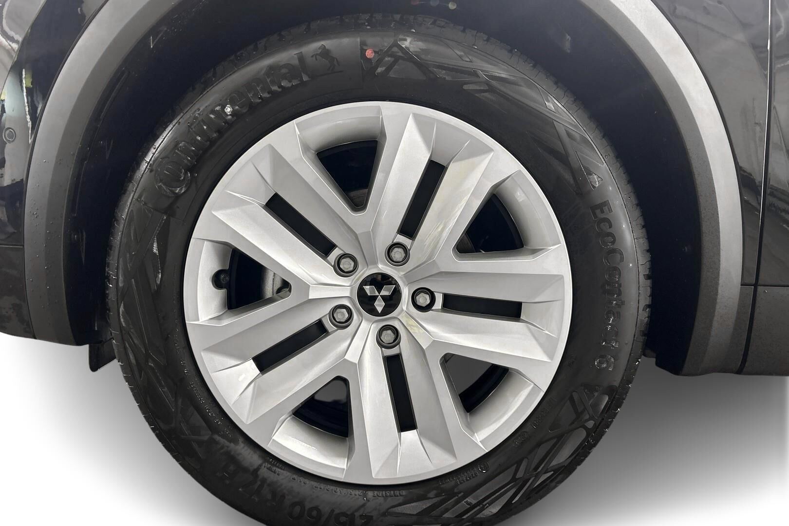 Mitsubishi ASX iso kuva 3