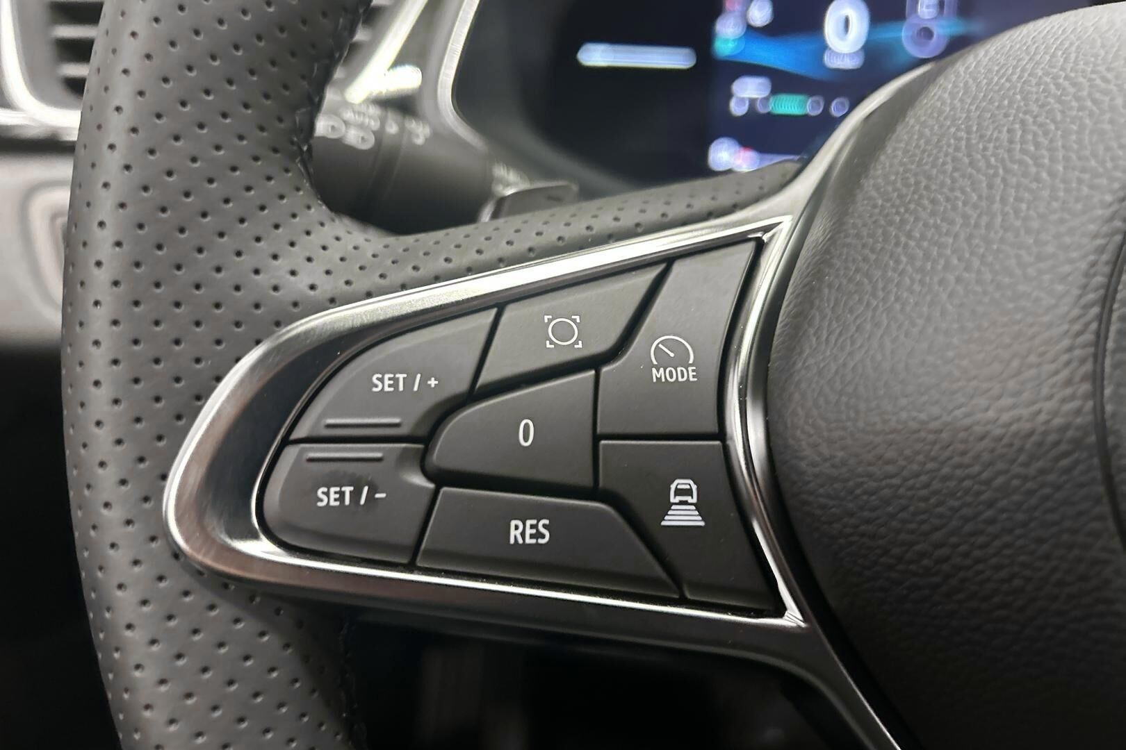 Mitsubishi ASX iso kuva 16