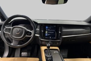 Volvo V90 Cross Country esikatselu 10