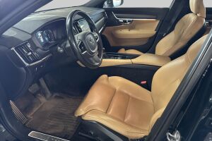 Volvo V90 Cross Country esikatselu 2