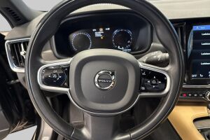 Volvo V90 Cross Country esikatselu 19