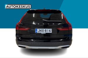 Volvo V90 Cross Country esikatselu 5