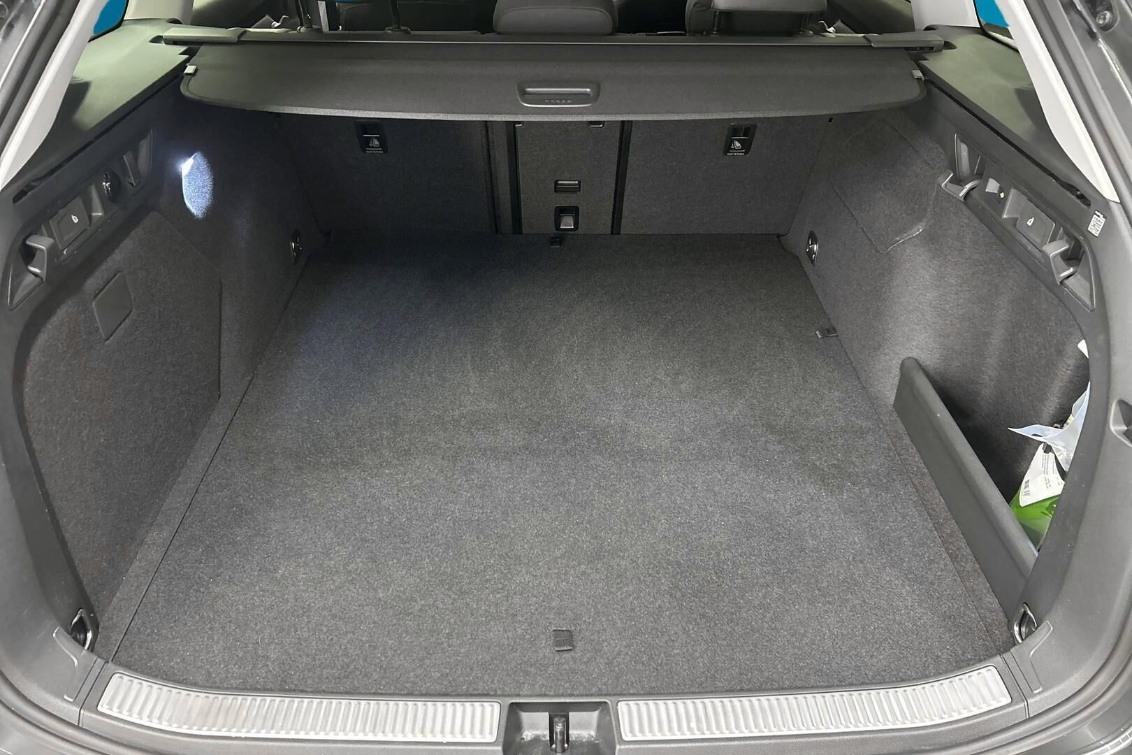Skoda Superb iso kuva 6