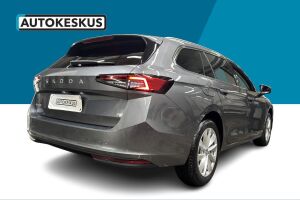 Skoda Superb esikatselu 18