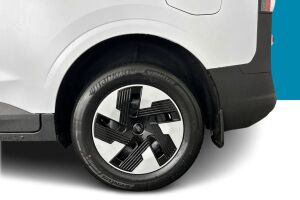 Ford Transit Courier esikatselu 9