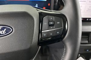 Ford Transit Courier esikatselu 19