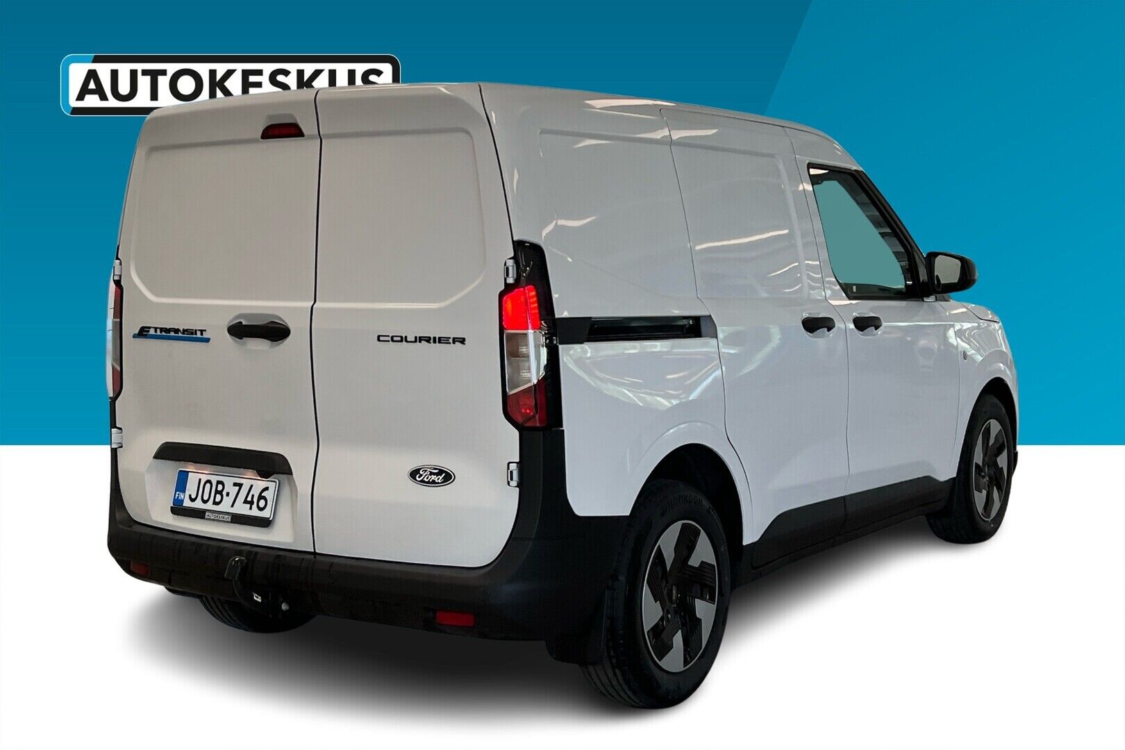 Ford Transit Courier iso kuva 1
