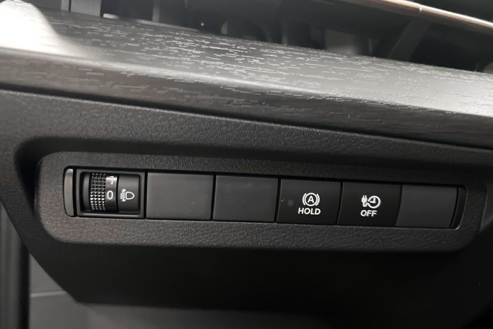 Nissan Ariya iso kuva 19