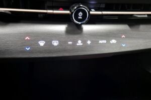 Nissan Ariya esikatselu 15