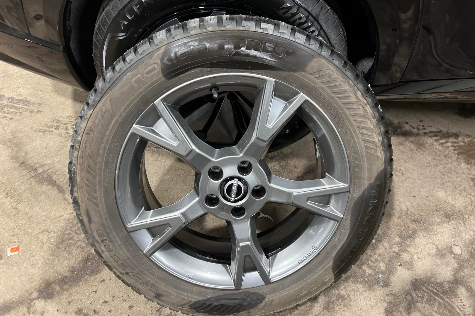 Nissan Ariya iso kuva 23