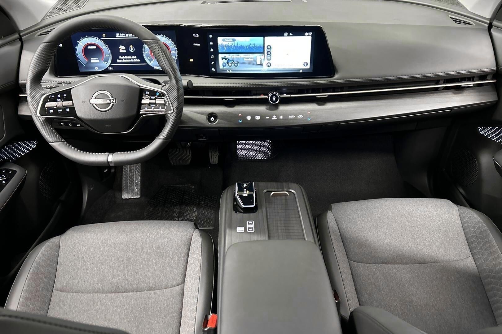 Nissan Ariya iso kuva 10