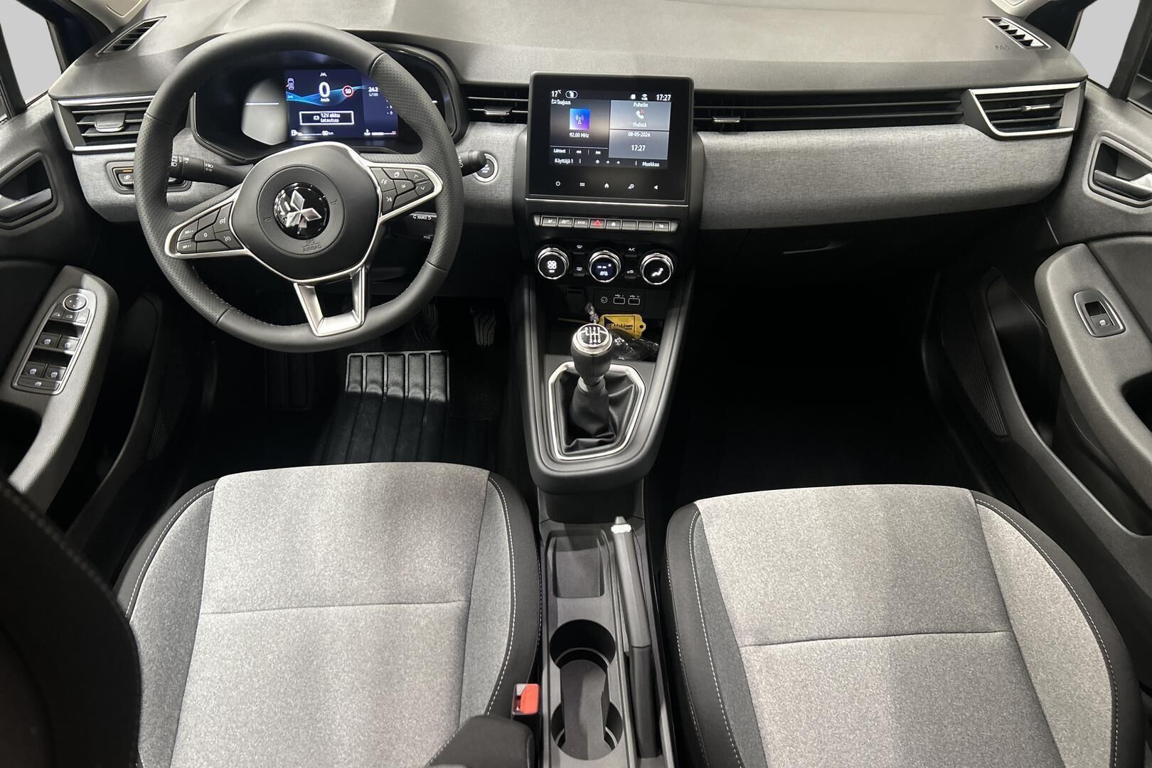 Mitsubishi Colt iso kuva 9