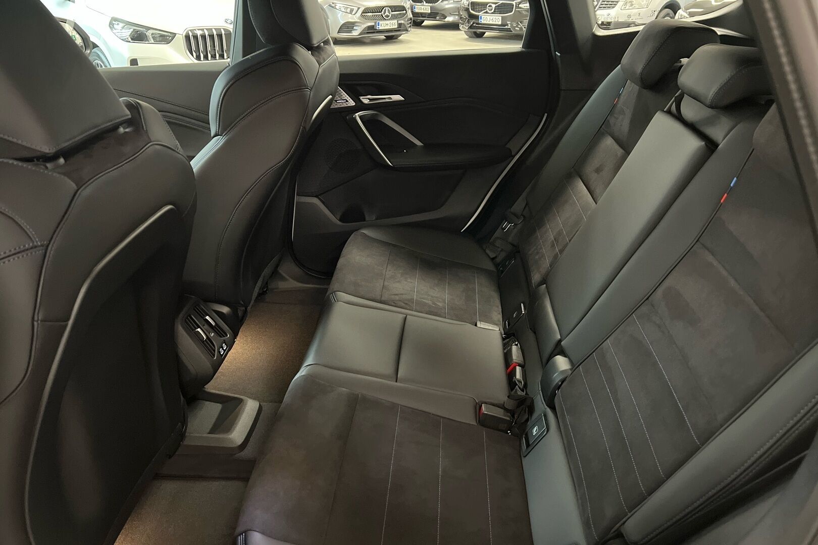 BMW X1 iso kuva 8