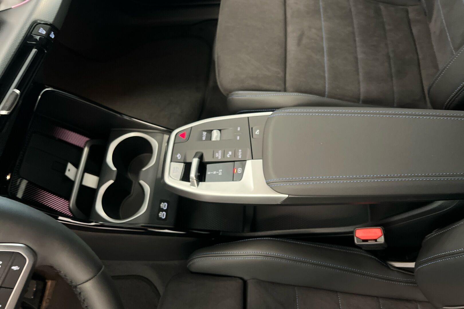 BMW X1 iso kuva 21