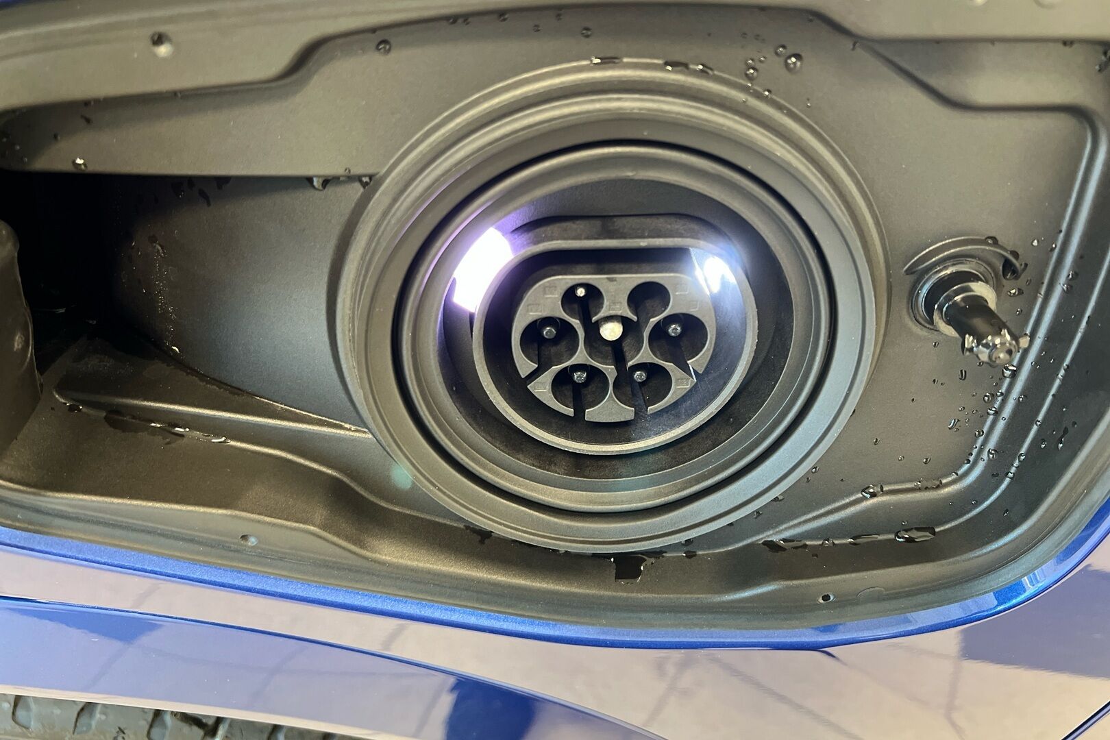 BMW X1 iso kuva 23