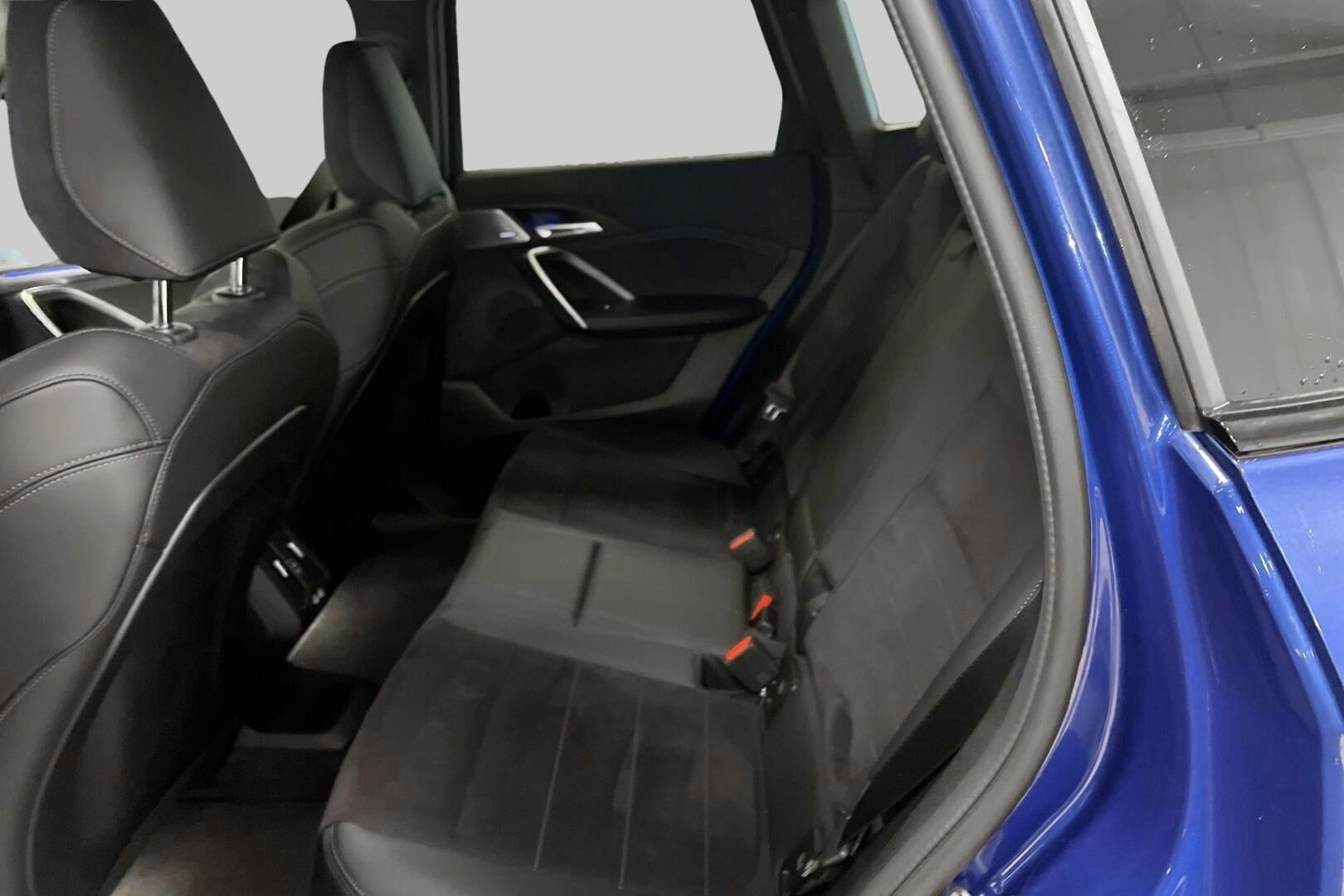 BMW X1 iso kuva 19