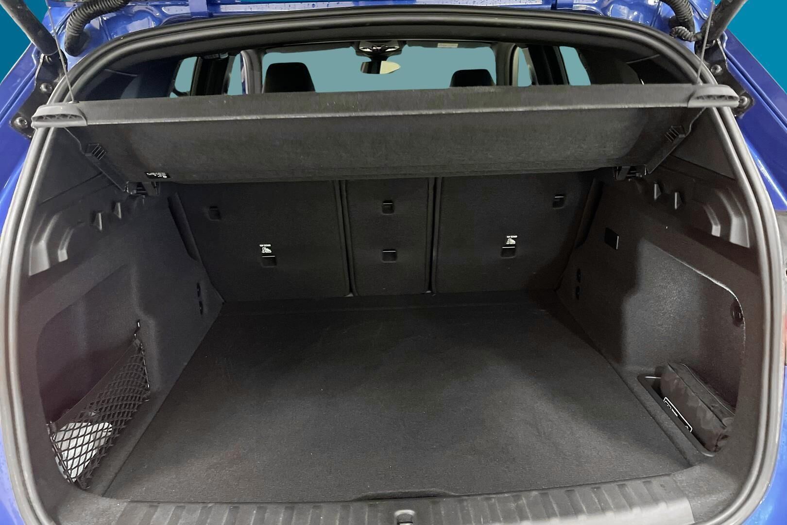 BMW X1 iso kuva 10