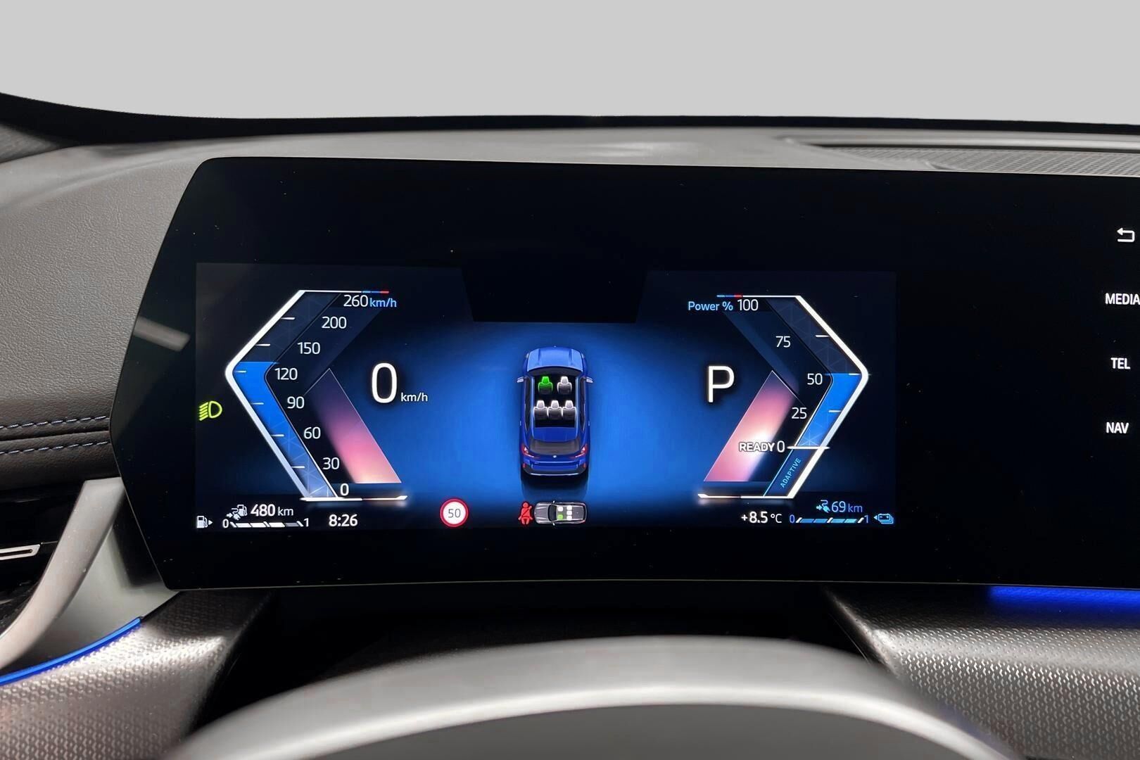 BMW X1 iso kuva 12