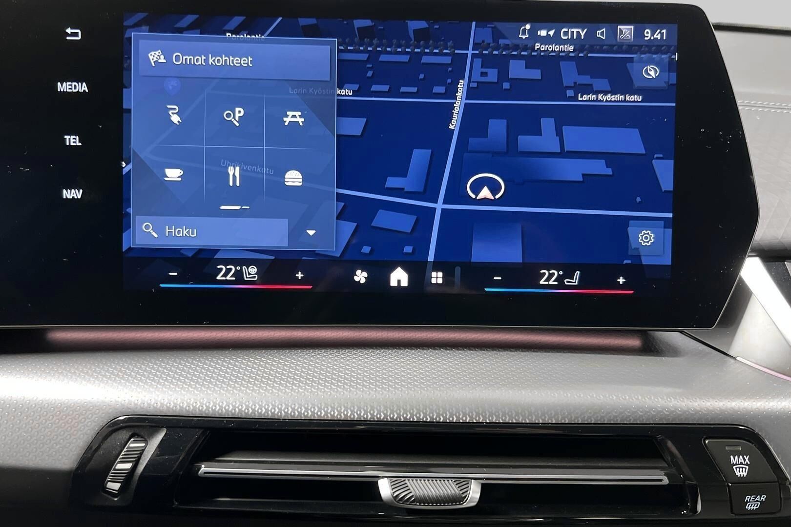 BMW iX2 iso kuva 14