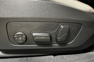 BMW iX2 esikatselu 16