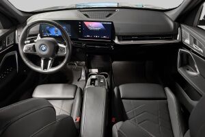 BMW X1 esikatselu 10