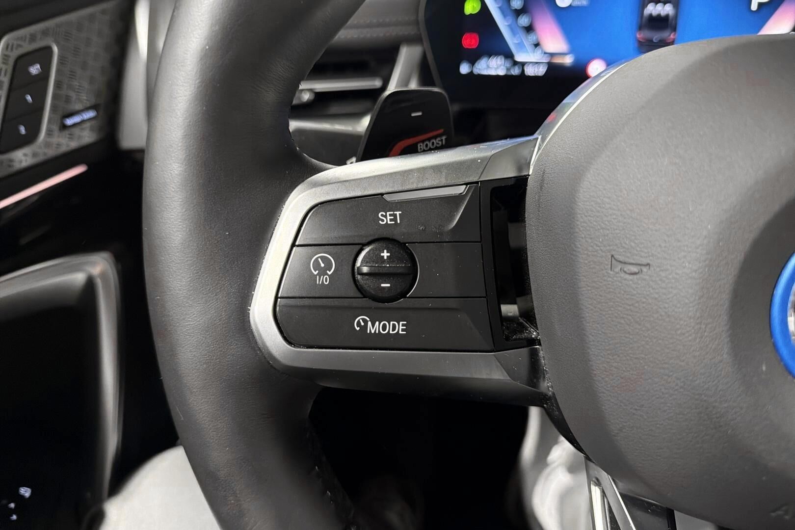 BMW X1 iso kuva 16