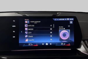 BMW X1 esikatselu 23
