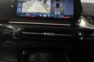BMW X1 esikatselu 32